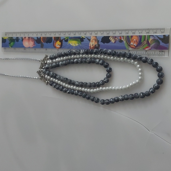 Three layers pearls necklace - Picture 8 of 9